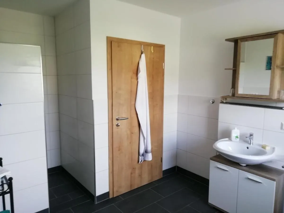 Ferienwohnung Ponyhof Adam Urlaub auf dem Bauernhof Eschlkam Apartment