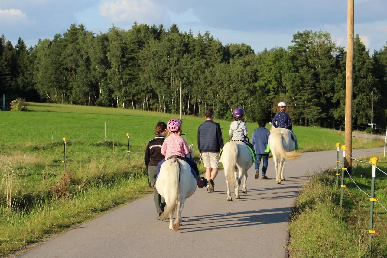 Ponyhof Adam Urlaub Auf Dem Bauernhof Apartment Eschlkam 0*,  Germany